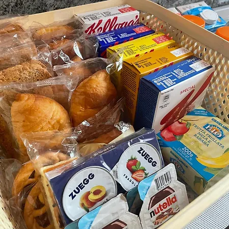 Simona Malpensa Gallarate